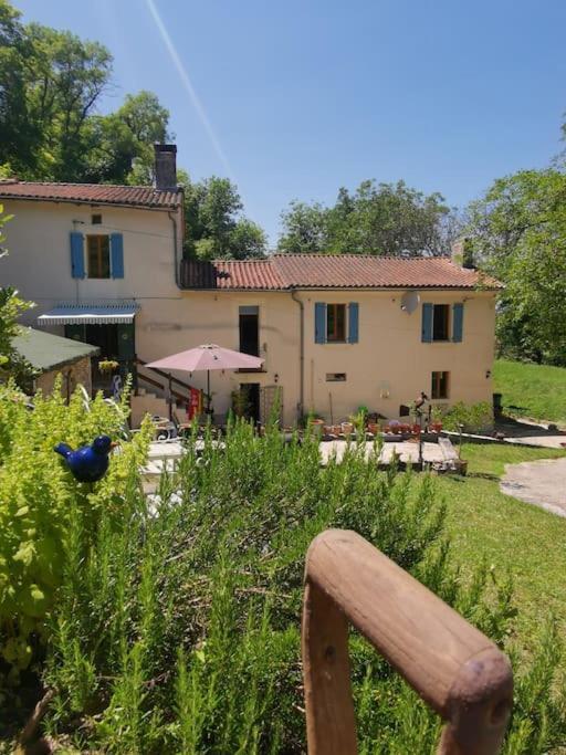 The Walnut Tree. Apartment Saint-Aulaye-Puymangou Luaran gambar
